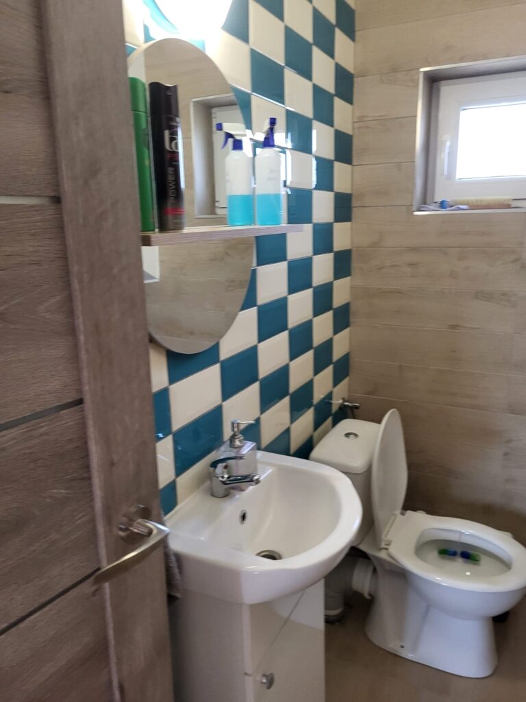 053e6e4d-96c3-4737-bd82-0767ccbc1348